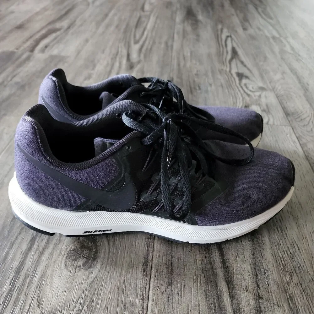 Nike Run Swift Women's Size 8.5 Black Running Shoes 909006-009